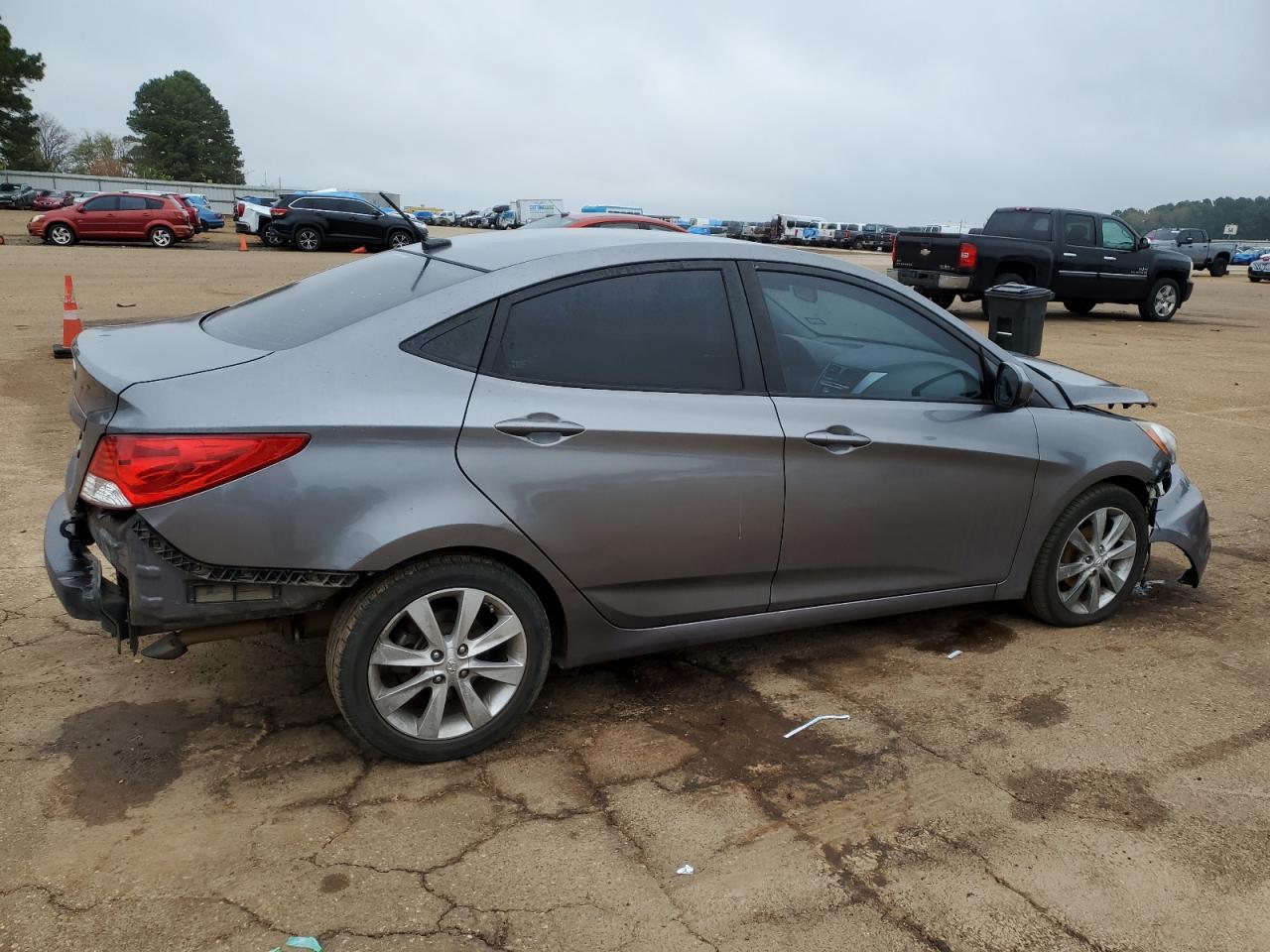 Lot #3048254735 2013 HYUNDAI ACCENT GLS