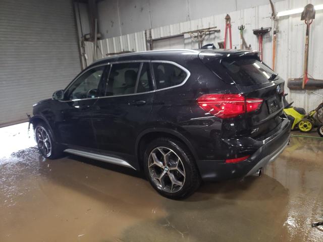 VIN WBXHT3C33J3H33618 2018 BMW X1 no.2