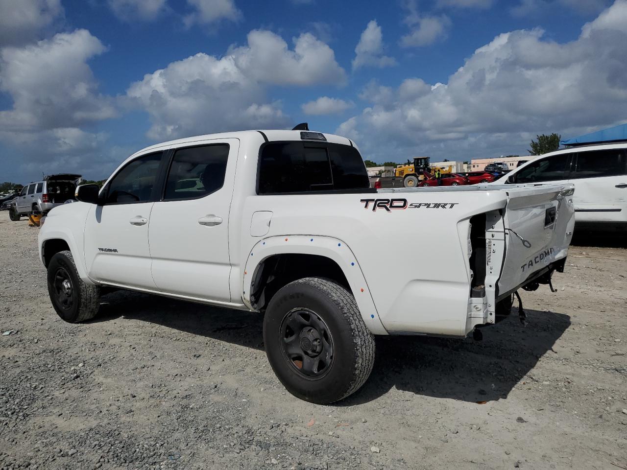 Lot #2960276766 2022 TOYOTA TACOMA DOU