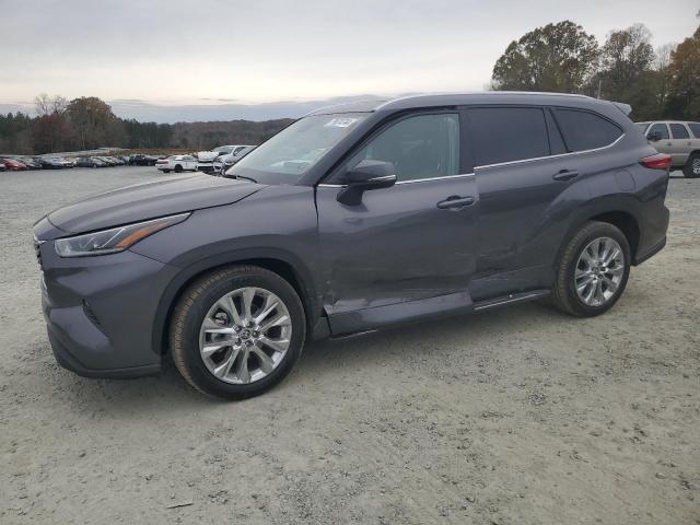 2022 TOYOTA HIGHLANDER #3024982211