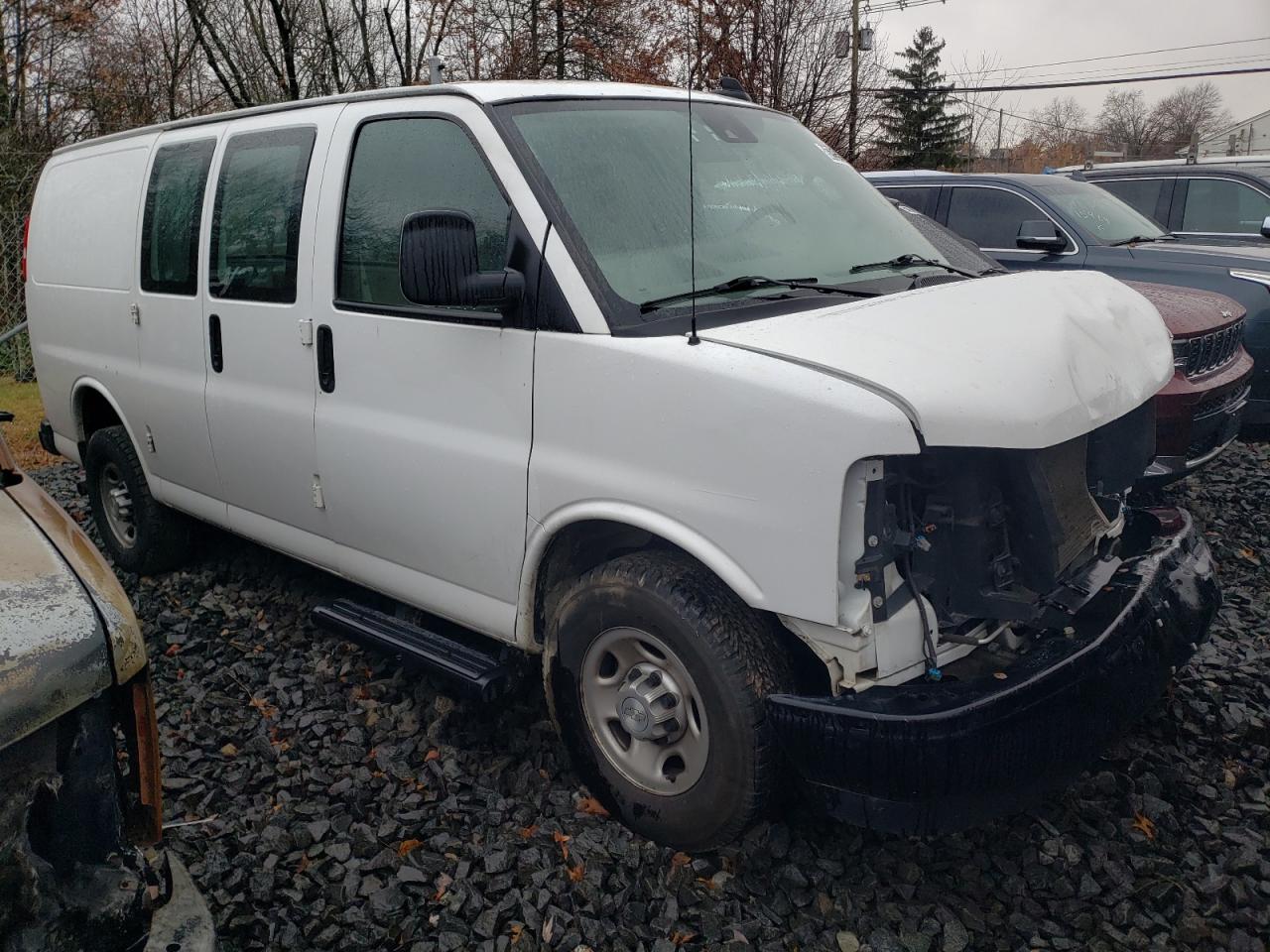 Lot #2996402389 2020 CHEVROLET EXPRESS G2