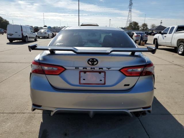 2018 TOYOTA CAMRY L 4T1B11HK2JU089917