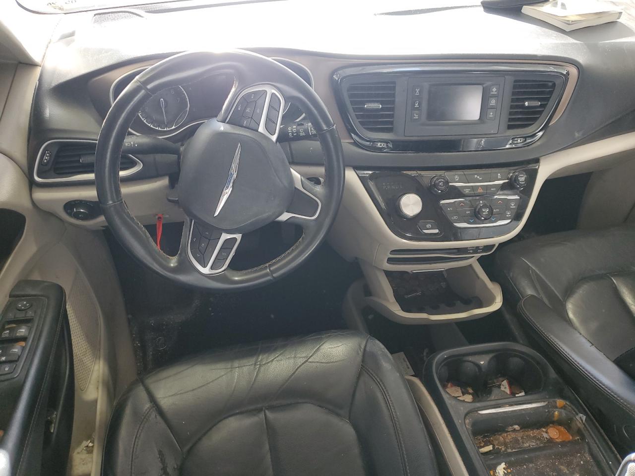 2c4rc1bg2hr739337 - 2017 chrysler pacifica - #81054394