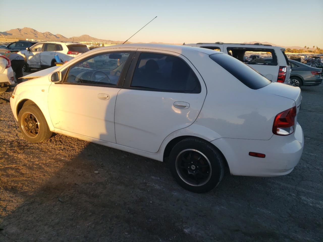 Lot #2972348414 2005 CHEVROLET AVEO BASE