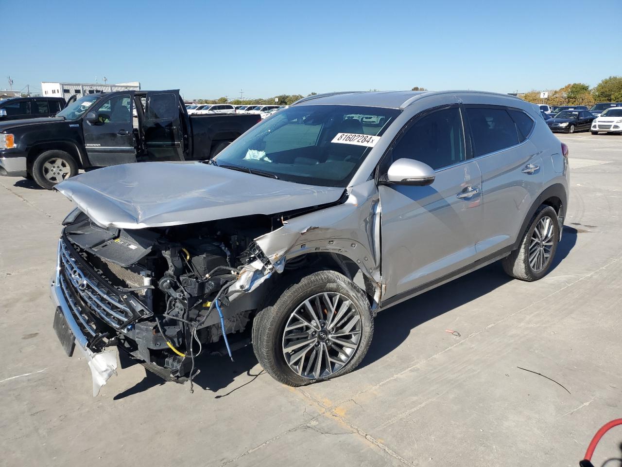  Salvage Hyundai TUCSON