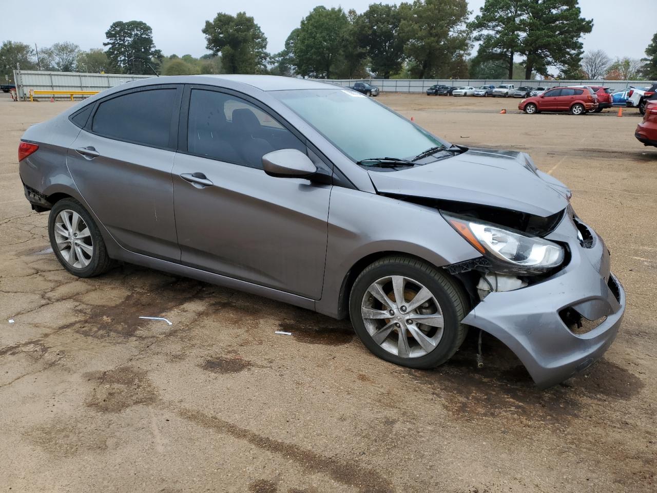 Lot #3048254735 2013 HYUNDAI ACCENT GLS