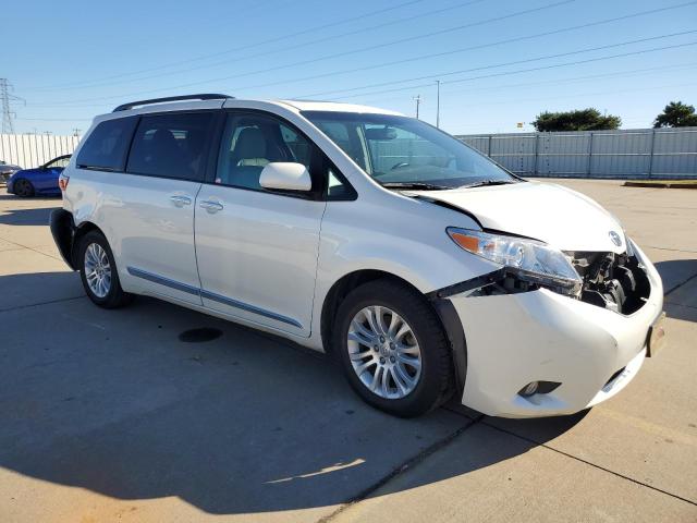 2015 TOYOTA SIENNA XLE - 5TDYK3DCXFS632125