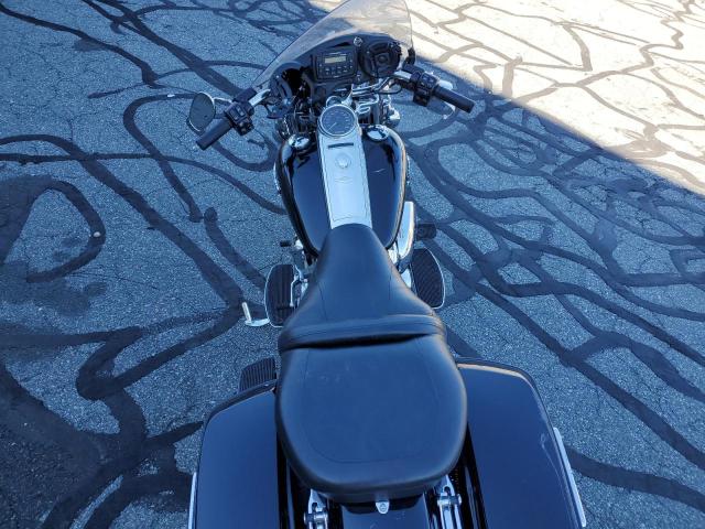 2019 HARLEY-DAVIDSON FLHR 1HD1FBC1XKB680577