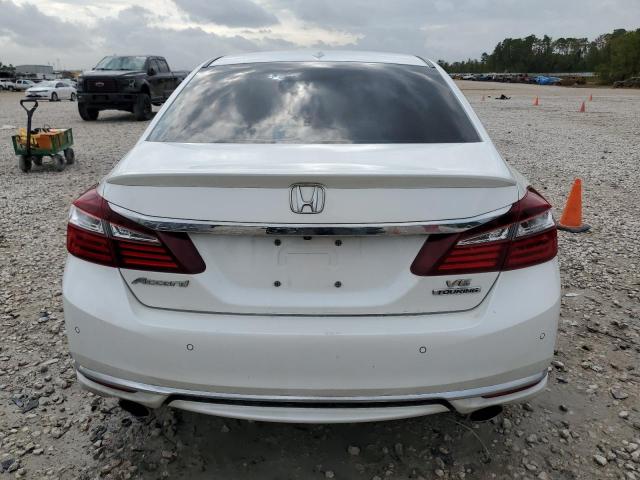 2017 HONDA ACCORD TOU - 1HGCR3F93HA029798