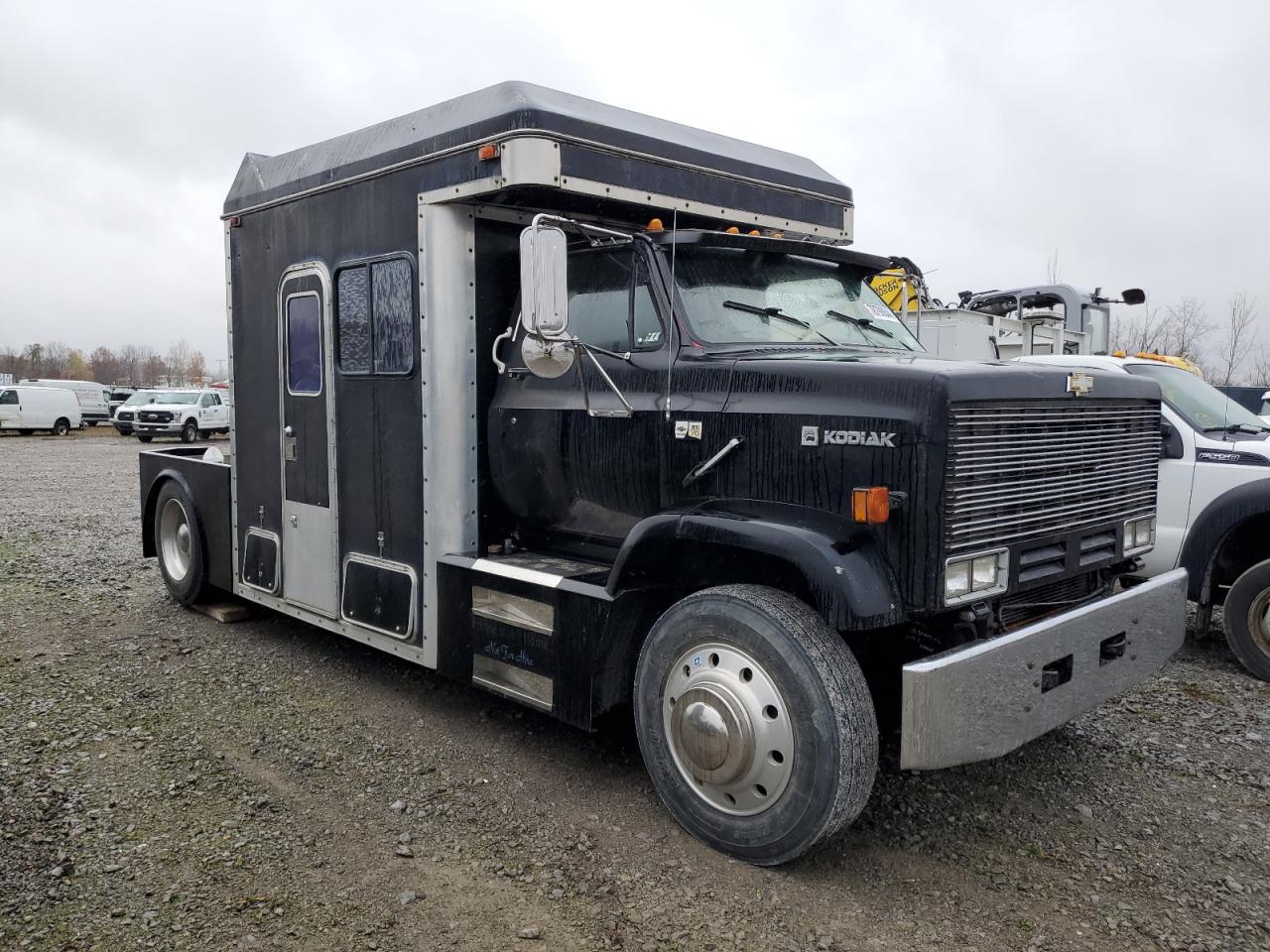 Lot #2993294887 1989 CHEVROLET C6500 C7D0