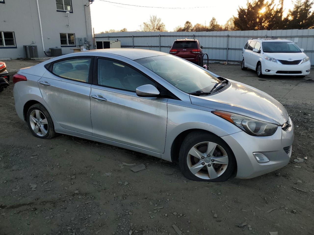 Lot #3034370076 2013 HYUNDAI ELANTRA