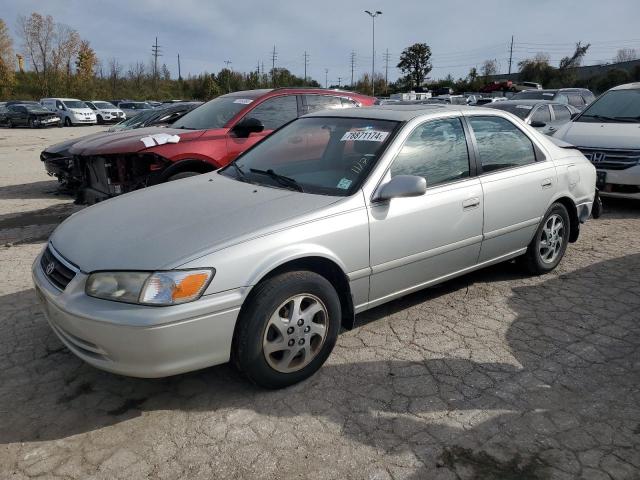 TOYOTA CAMRY CE