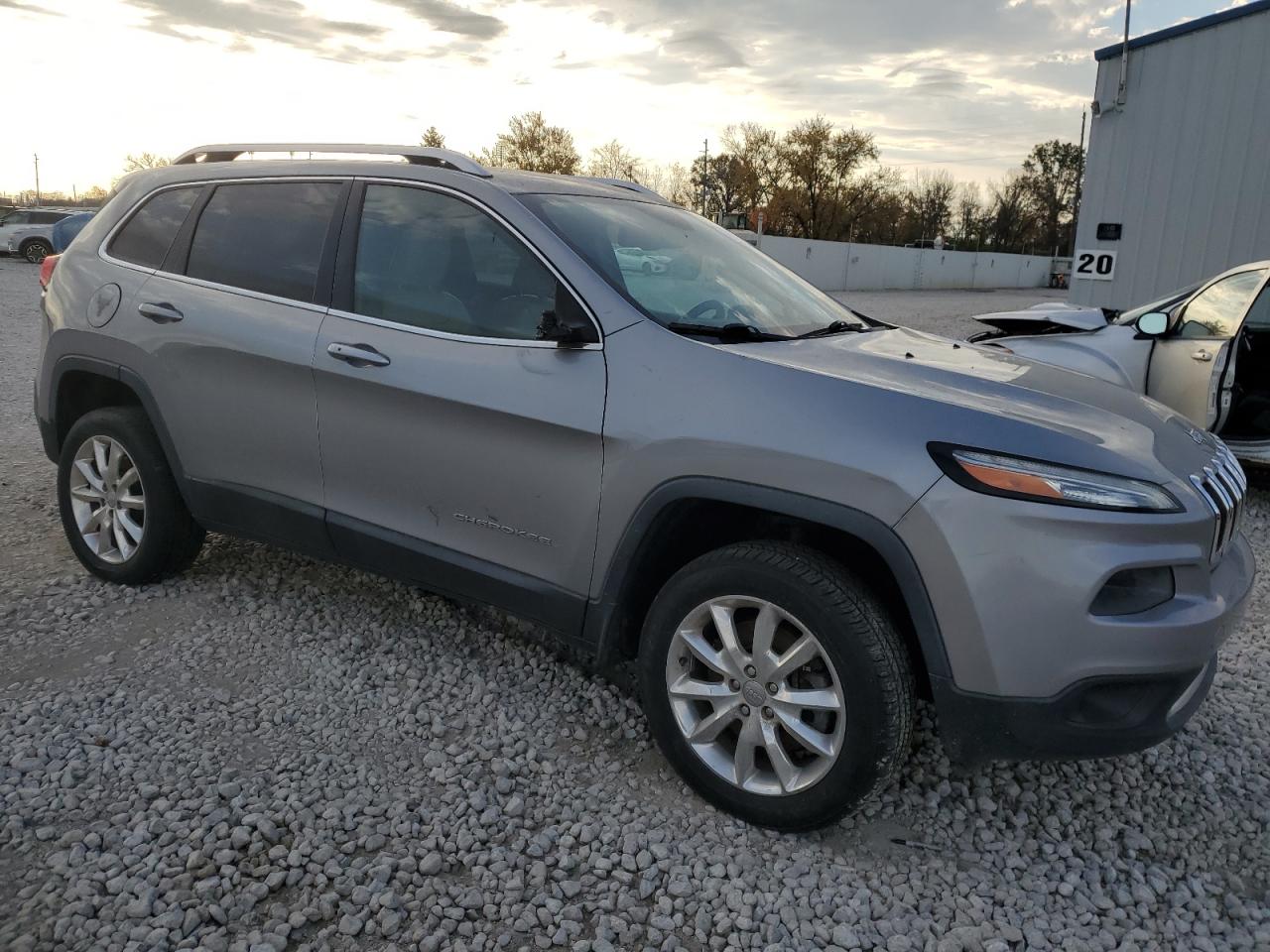 Lot #2952605335 2015 JEEP CHEROKEE L