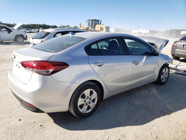 VIN 3KPFK4A70JE249334 2018 KIA FORTE no.3