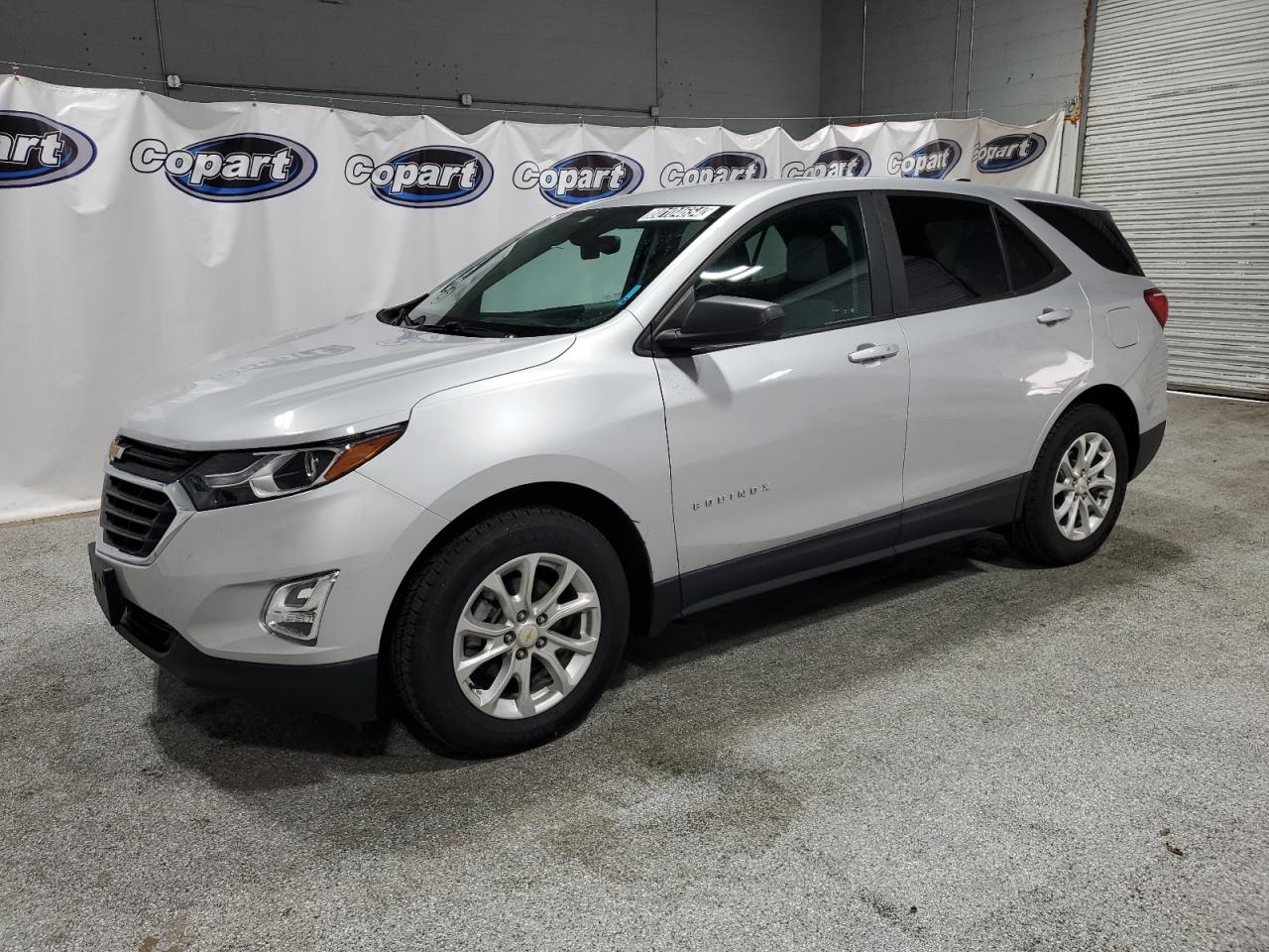 Lot #2996201385 2020 CHEVROLET EQUINOX LS