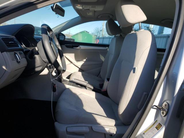 2016 VOLKSWAGEN PASSAT S - 1VWAT7A3XGC032277