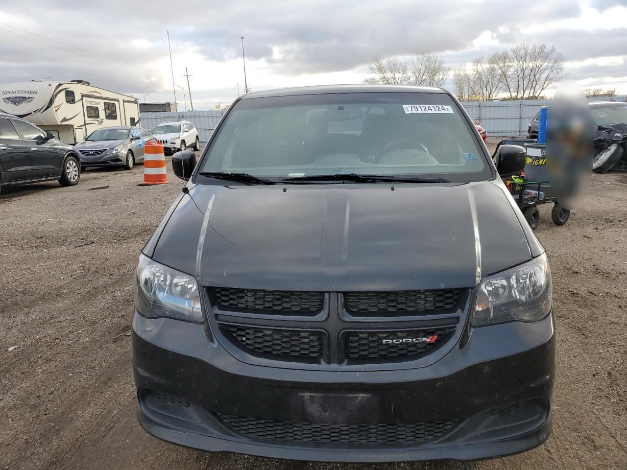 Lot #3024243811 2017 DODGE GRAND CARA