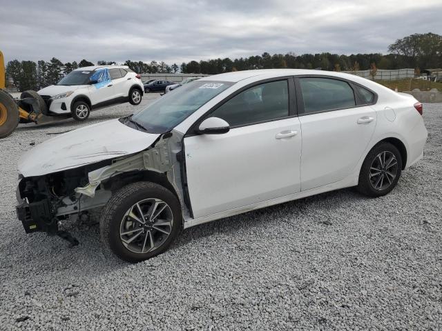 VIN 3KPF24AD0PE613556 2023 KIA FORTE no.1