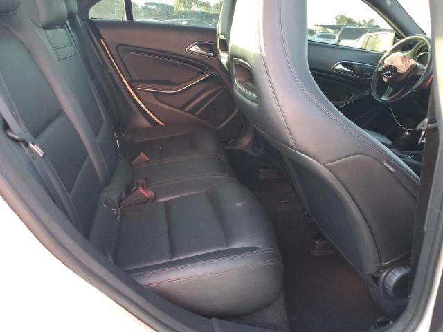 2015 MERCEDES-BENZ CLA 250 - WDDSJ4EBXFN267171