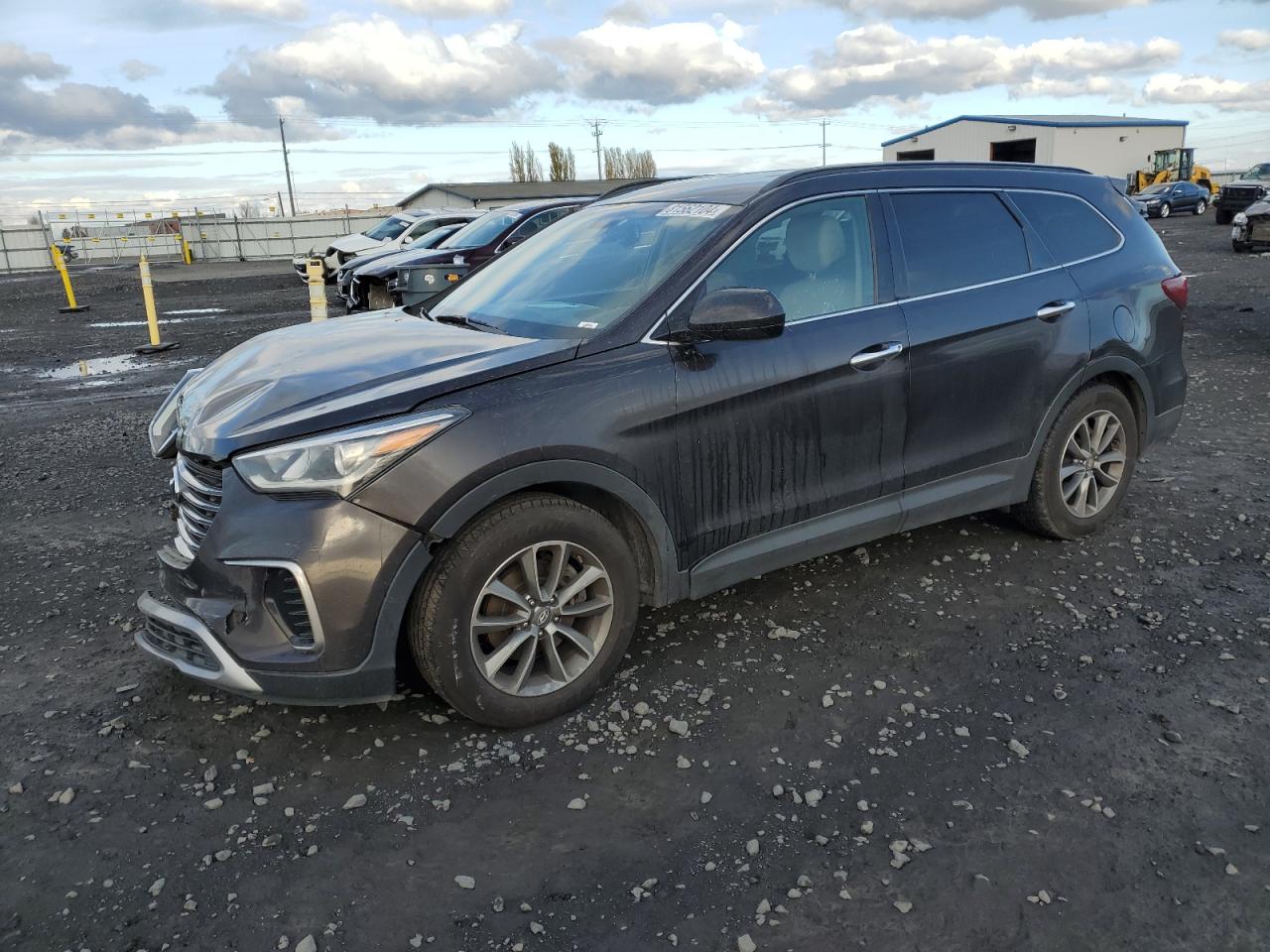 Lot #2996422374 2017 HYUNDAI SANTA FE S