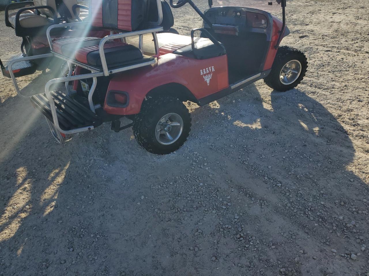 Lot #3005962182 1998 EZGO GOLF CART