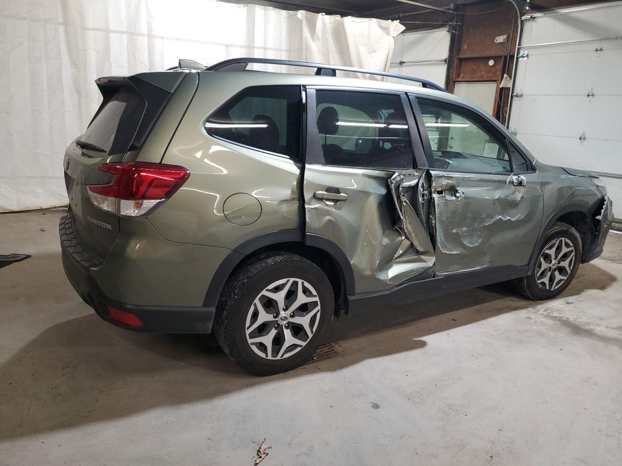 Lot #2994183407 2021 SUBARU FORESTER P