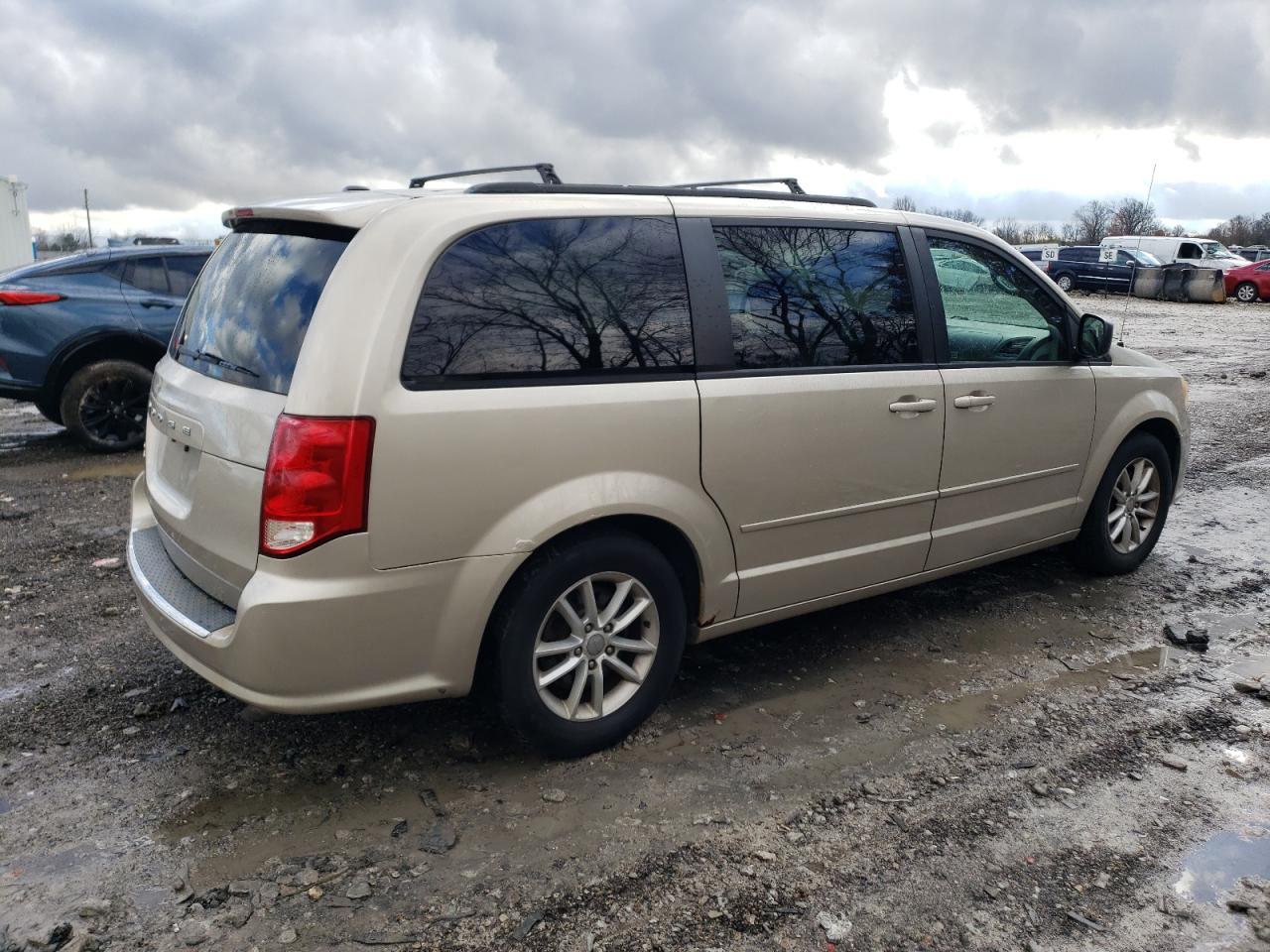 Lot #2991732220 2013 DODGE GRAND CARA