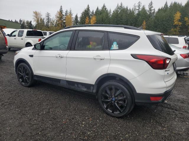 2019 FORD ESCAPE SE - 1FMCU9GD4KUB79939