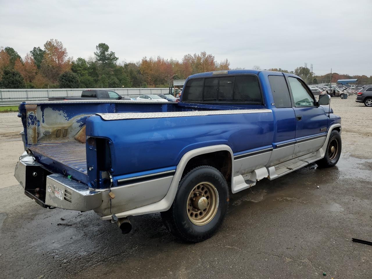 Lot #3030632099 1997 DODGE RAM 2500