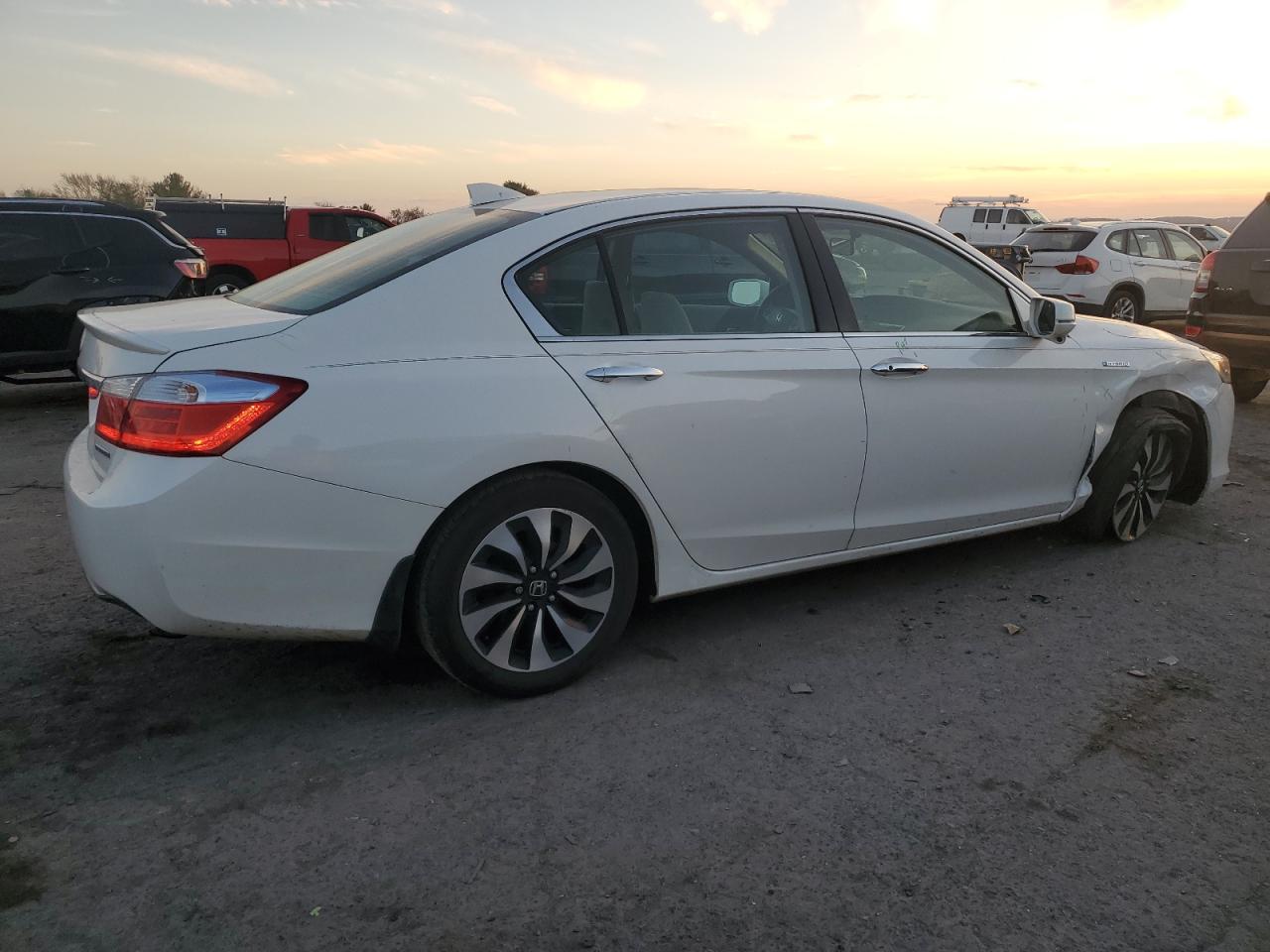 Lot #2994093459 2015 HONDA ACCORD HYB