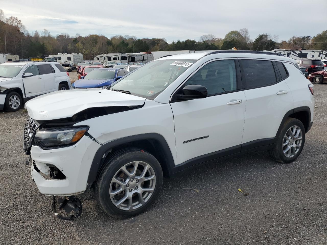 Lot #2993823152 2022 JEEP COMPASS LA