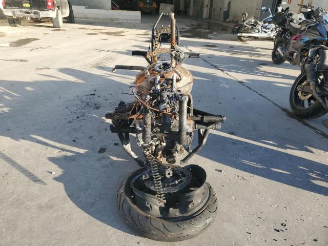 YAMAHA MT07 2019 burn  gas JYARM27E1KA004883 photo #3