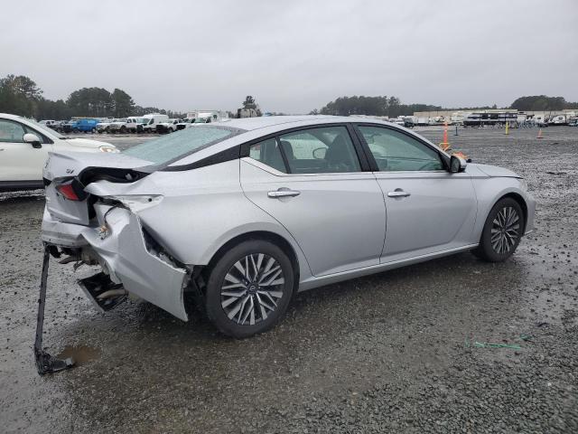 2023 NISSAN 210 1N4BL4DV5PN374782