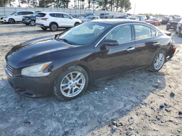 NISSAN MAXIMA S