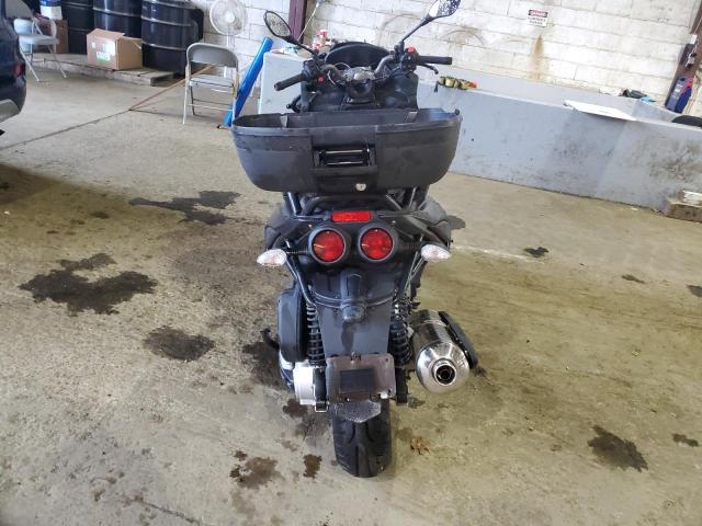 2009 PIAGGIO SCOOTER ZAPM610XX95001626