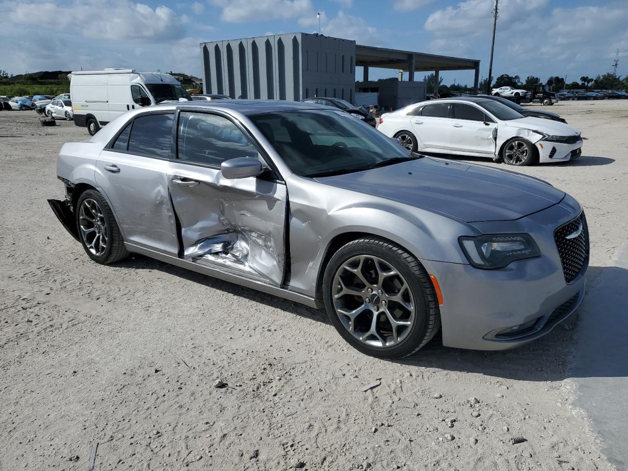 Lot #3033285821 2016 CHRYSLER 300 S