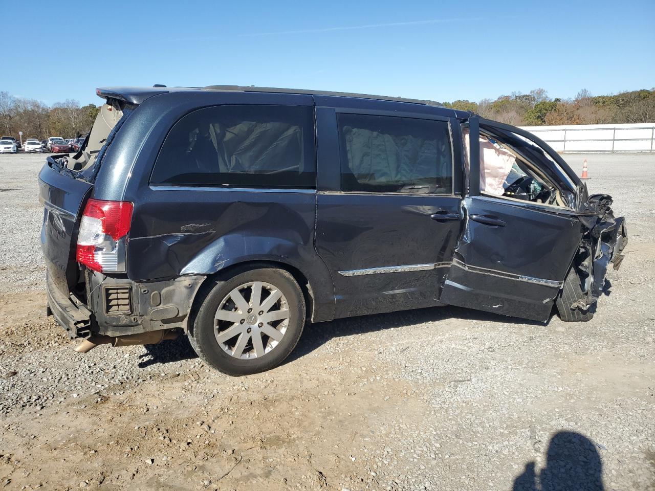 Lot #2991534112 2014 CHRYSLER TOWN & COU