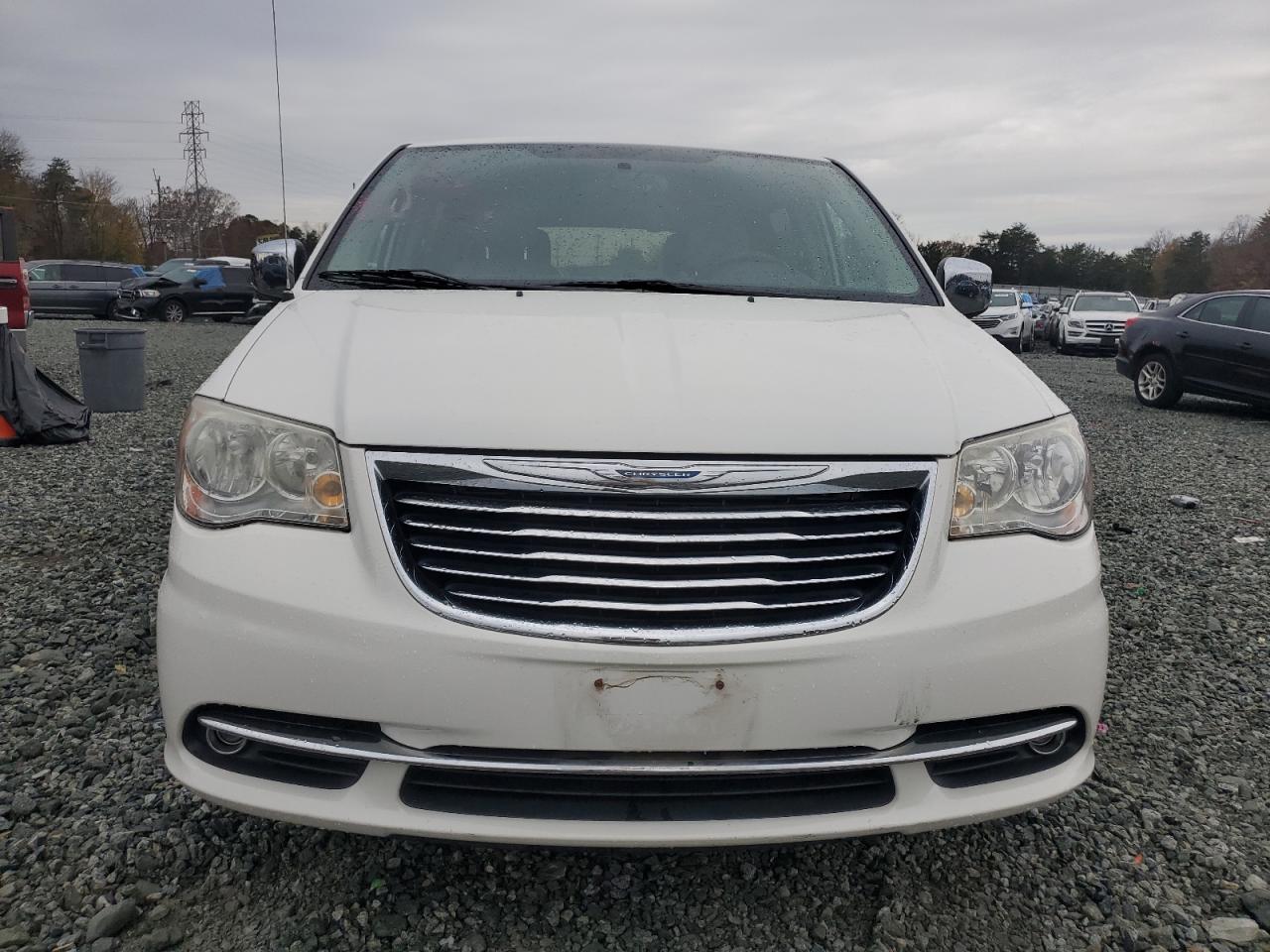 Lot #3024698736 2011 CHRYSLER TOWN & COU