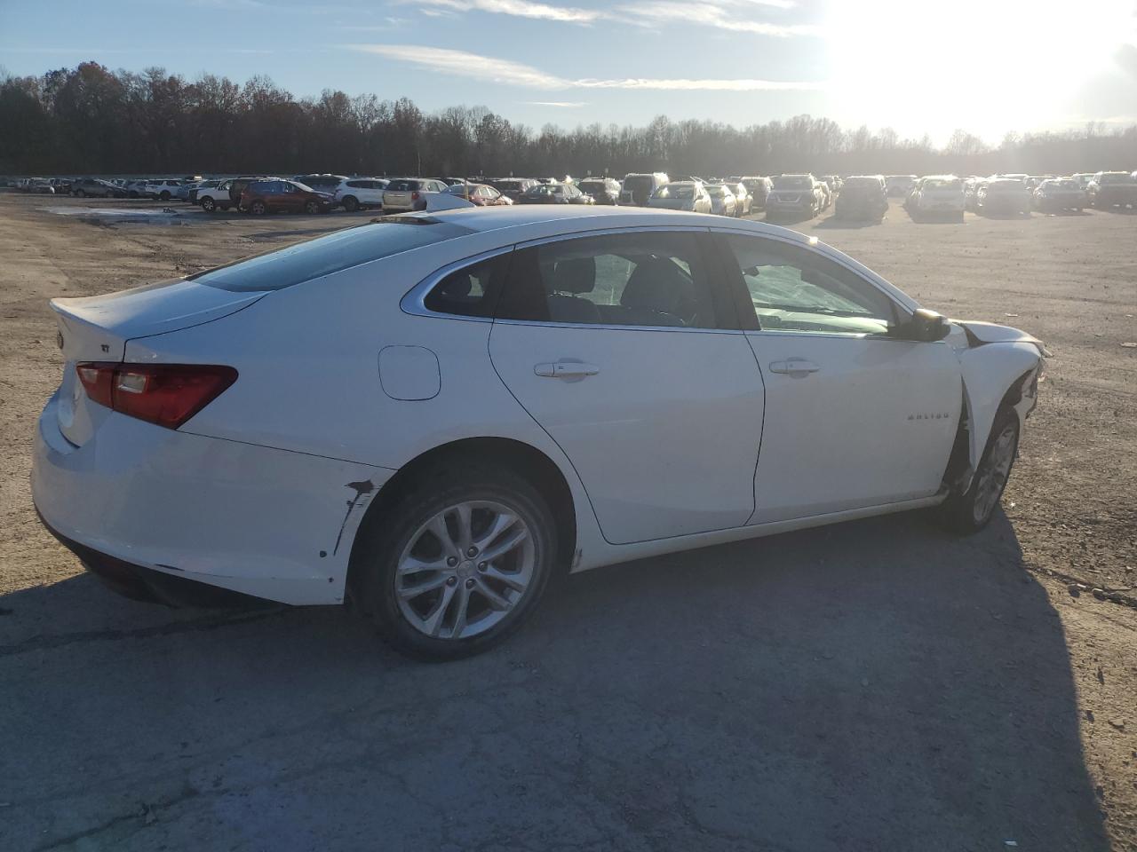 Lot #3028499929 2017 CHEVROLET MALIBU LT