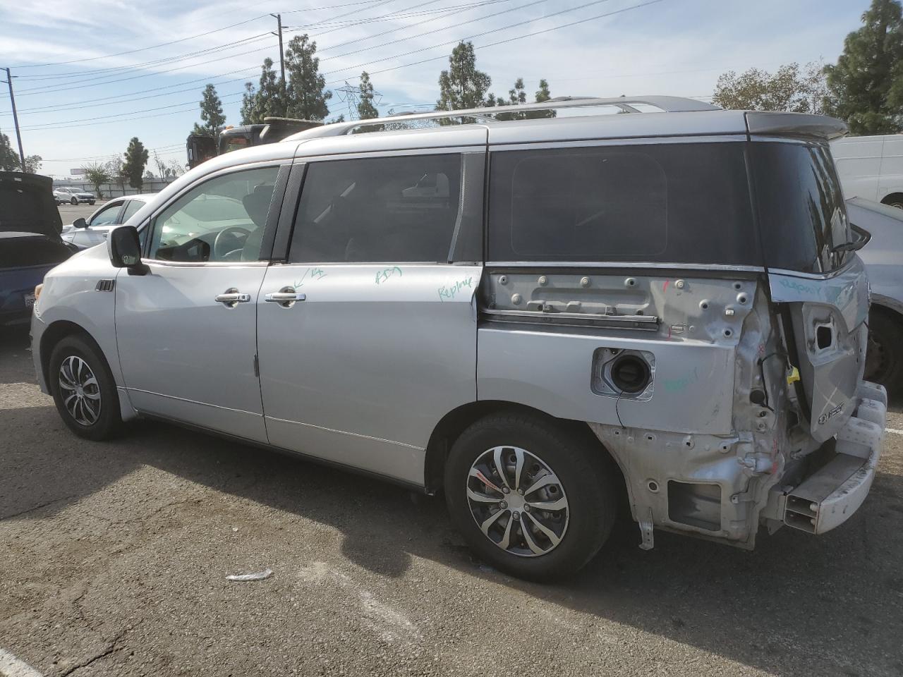 Lot #3040786754 2015 NISSAN QUEST S