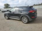 HYUNDAI TUCSON SEL photo