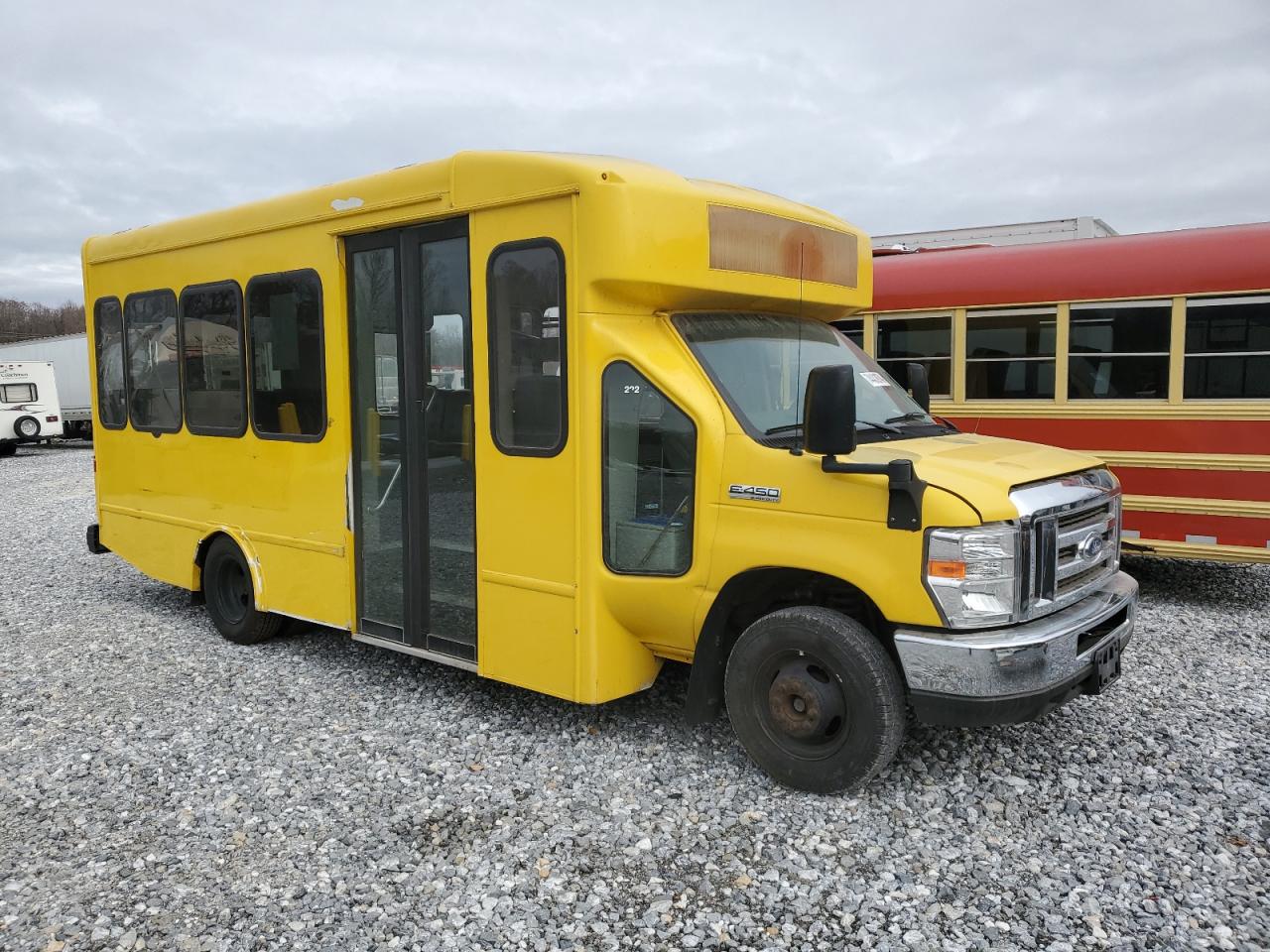 Lot #2988440774 2019 FORD ECONOLINE