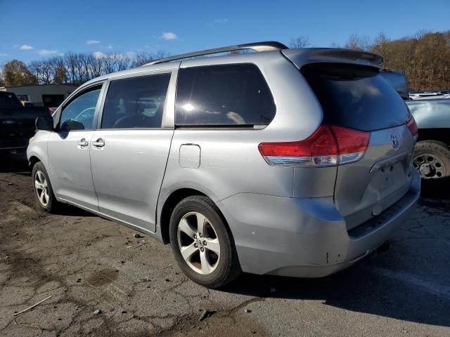 VIN 5TDKK3DCXDS331518 2013 Toyota Sienna, LE no.2