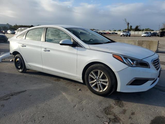 VIN 5NPE24AF4HH485154 2017 Hyundai Sonata, SE no.4