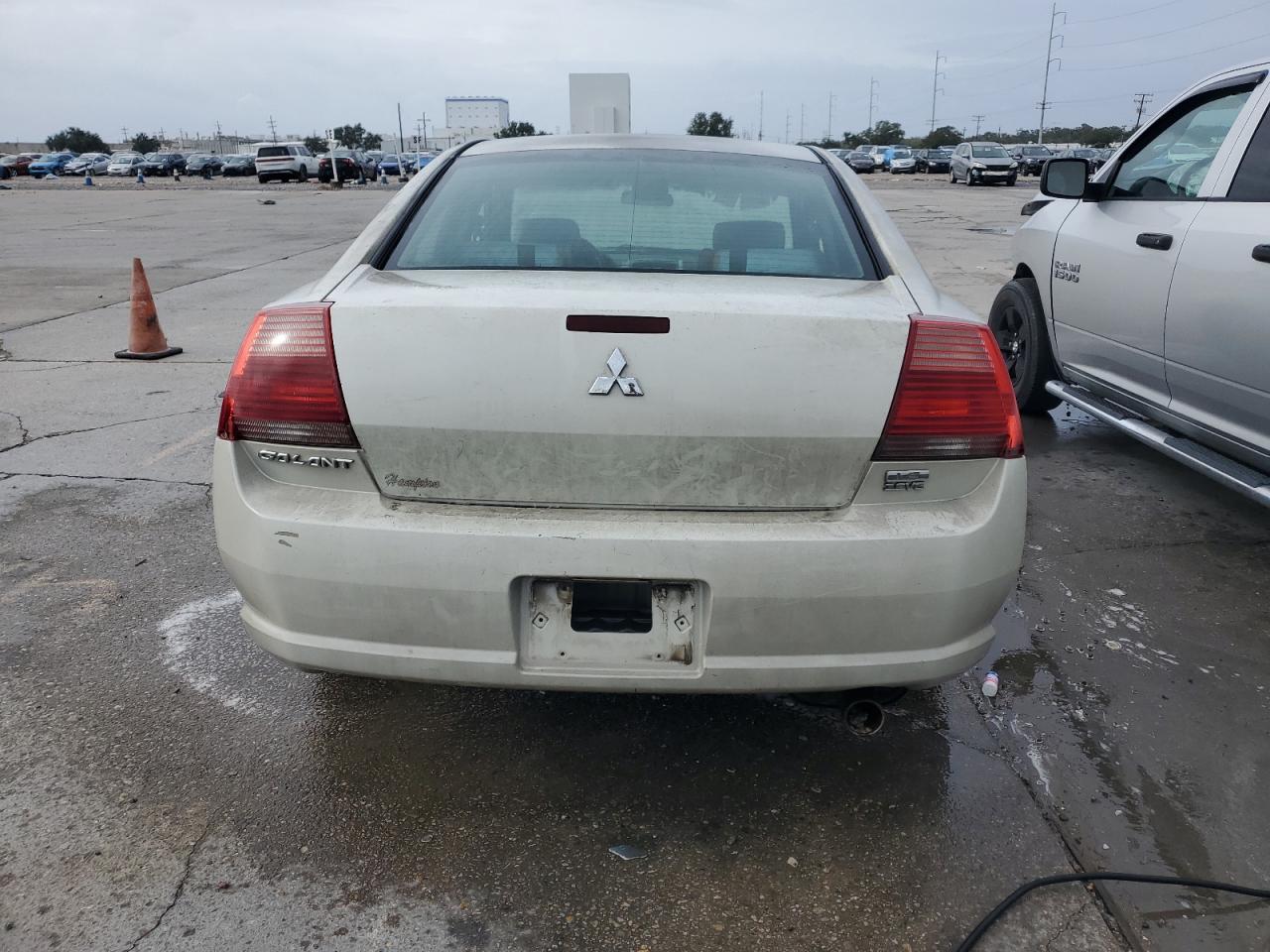 Lot #2962533836 2004 MITSUBISHI GALANT