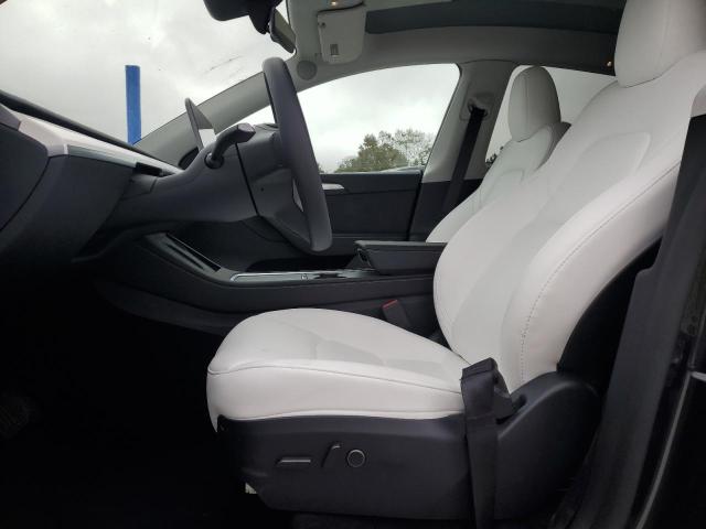 2024 TESLA MODEL Y - 7SAYGAEE2RF068357