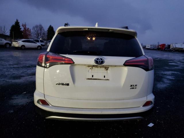 2016 TOYOTA RAV4 XLE - 2T3RFREV8GW472130