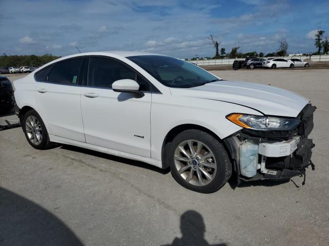 VIN 3FA6P0LU4HR266627 2017 Ford Fusion, Se Hybrid no.4