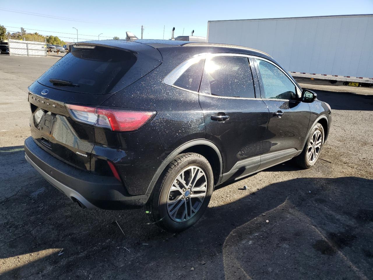 Lot #2991702193 2021 FORD ESCAPE SEL