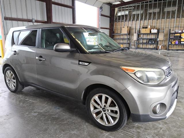 VIN KNDJP3A59J7518368 2018 KIA SOUL no.4